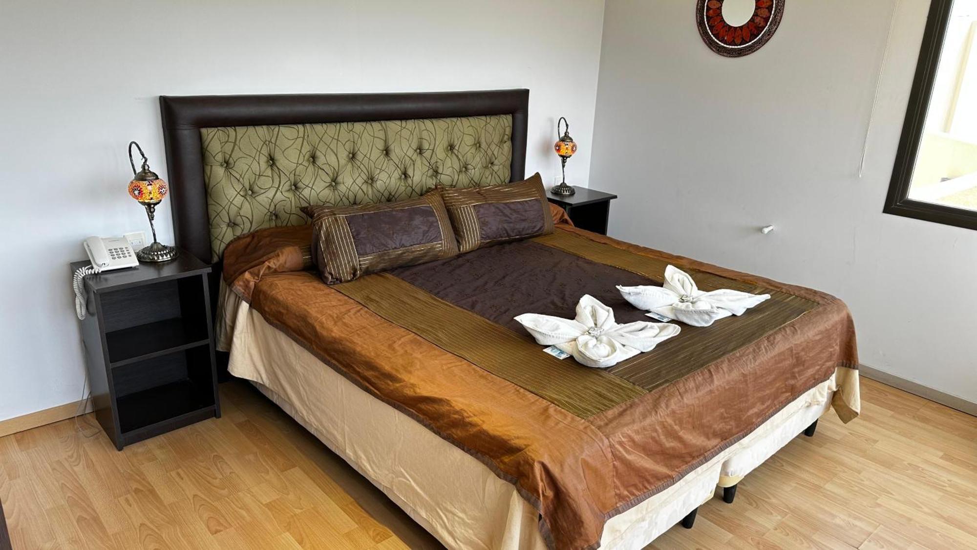Hotel Complejo Riro Namaste San Antonio de Arredondo Esterno foto